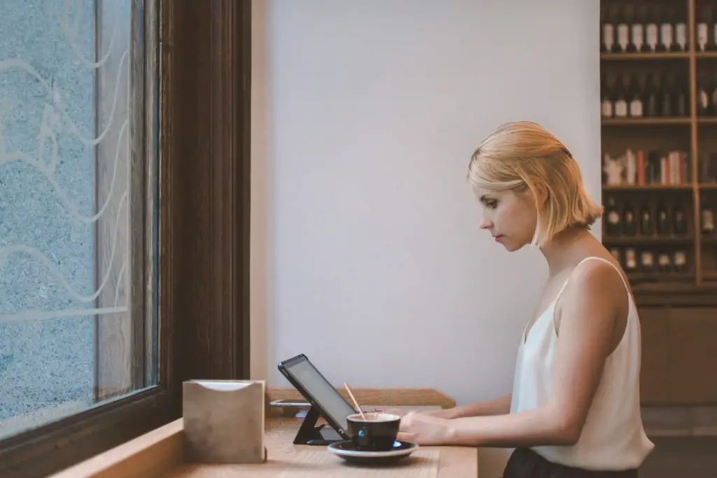 Standing desk - revolutionizing the way we work